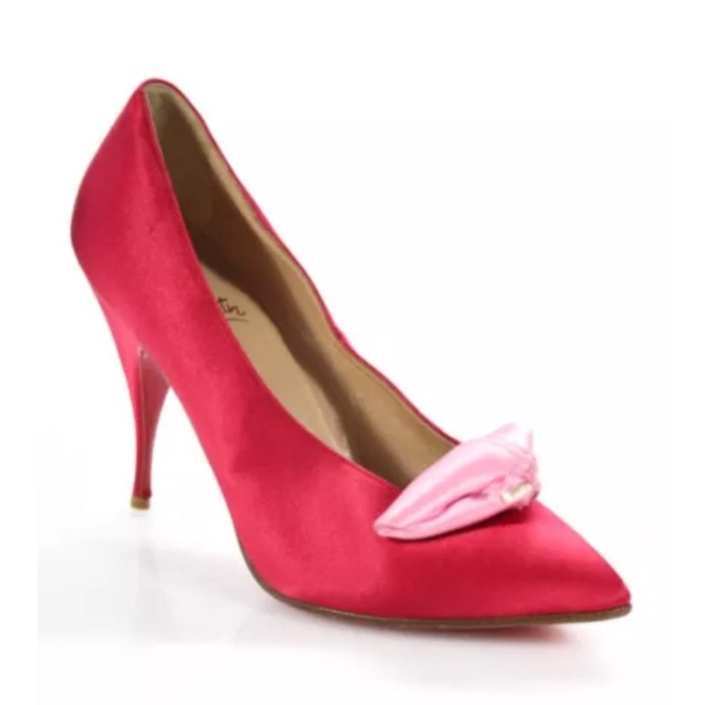 🔥SOLD🔥*CHRISTIAN LOUBOUTIN PUMPS 38.5